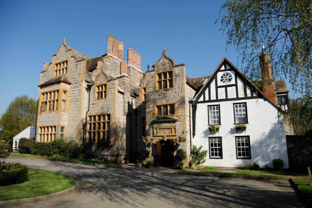 Karma Salford Hall Hotel سالفورد برايرس المظهر الخارجي الصورة