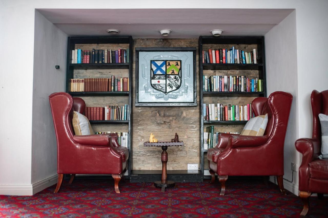 Karma Salford Hall Hotel سالفورد برايرس المظهر الخارجي الصورة