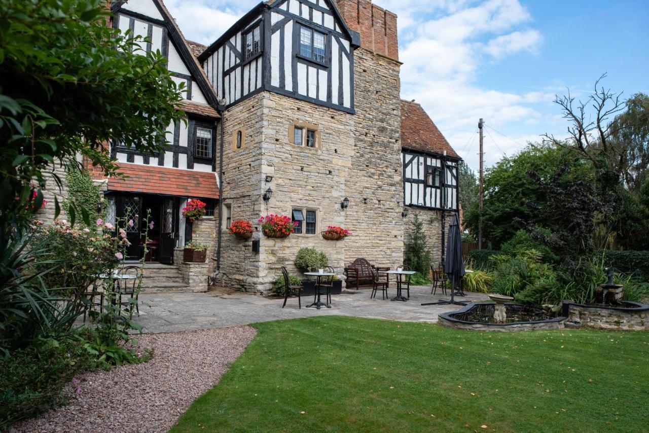 Karma Salford Hall Hotel سالفورد برايرس المظهر الخارجي الصورة